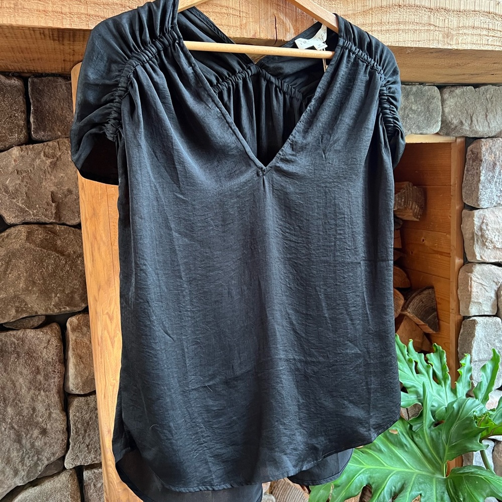 Lovestitch cap sleeve blouse
